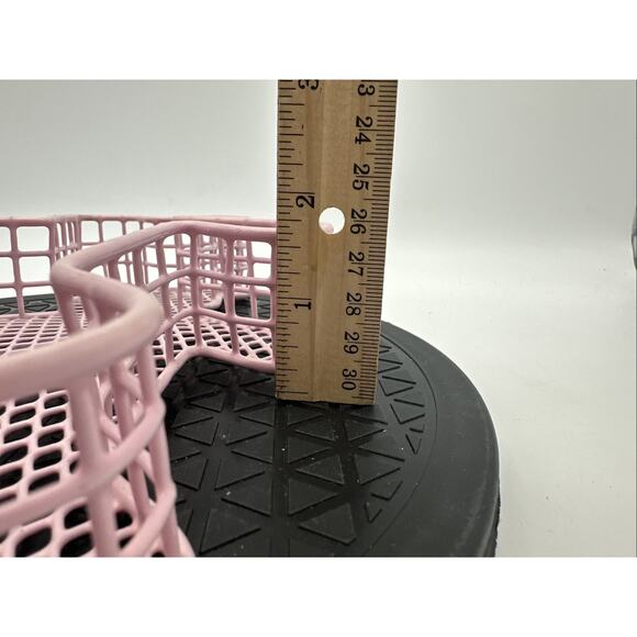 Vintage Wire Mesh Decorative Gift Giving Baskets Duck, Pig, Bear - Picture 4 of 8